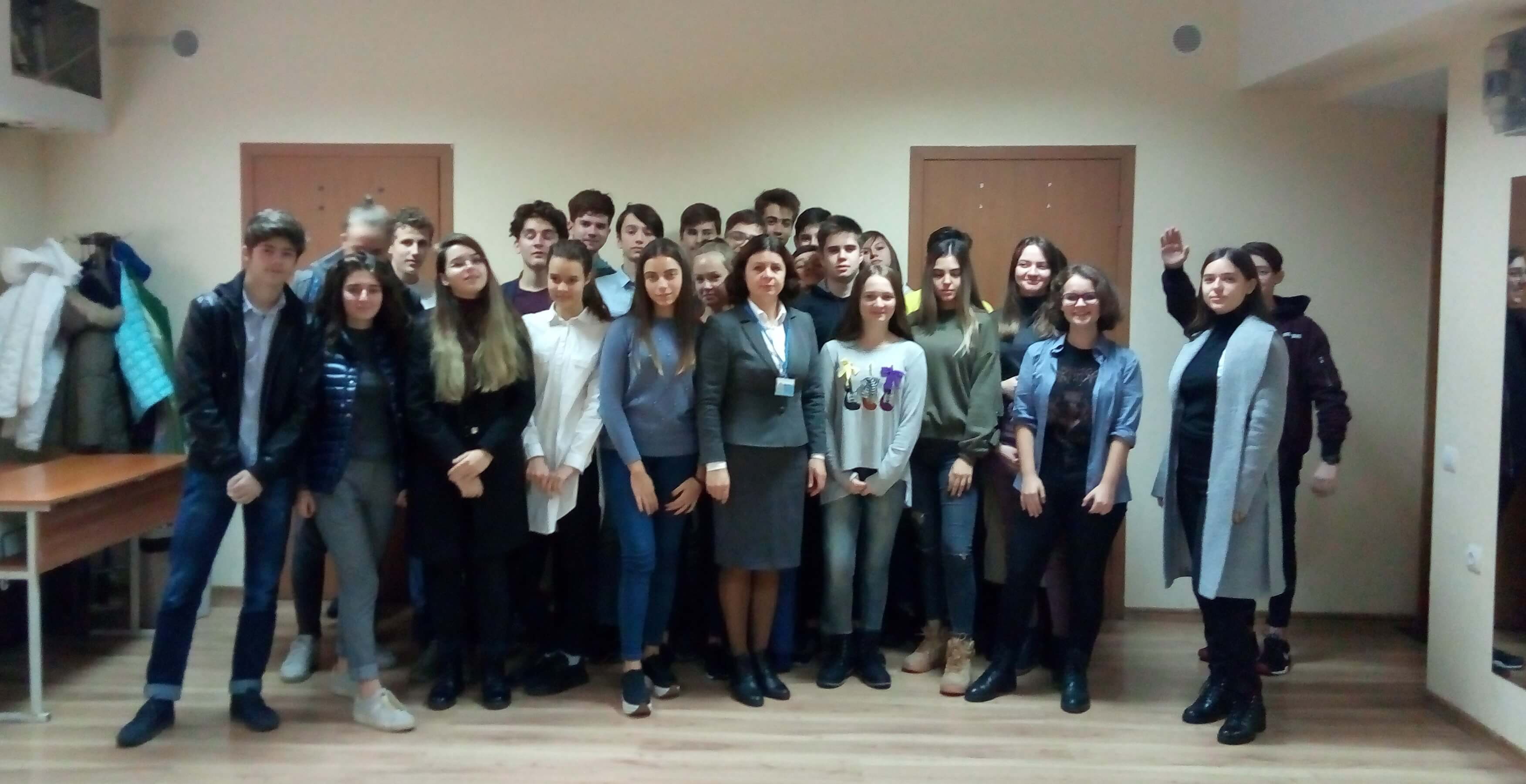 Întîlnire cu elevii din Liceul „Spiru Haret” din Chișinău