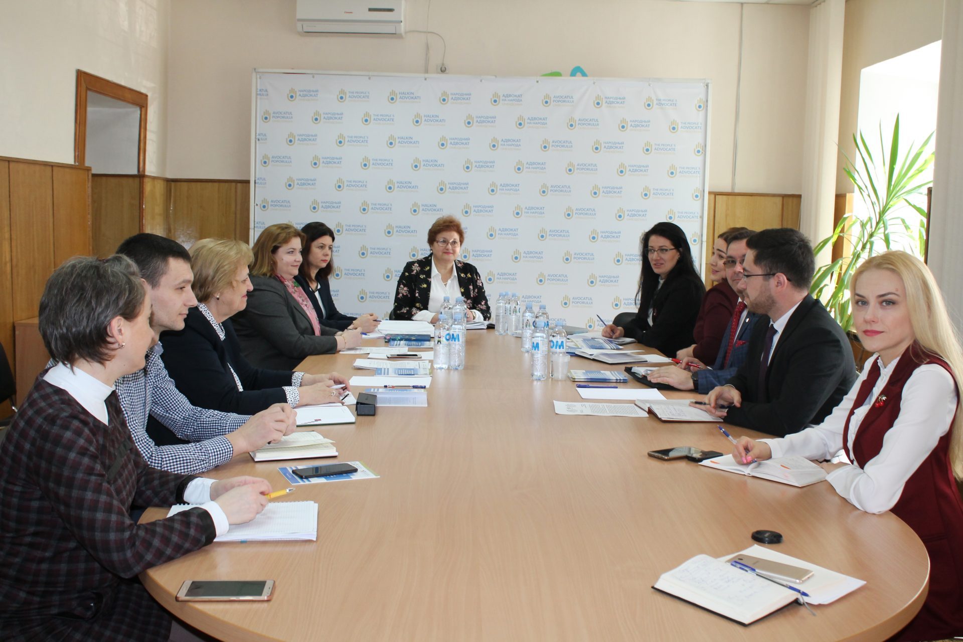 De Ziua Internațională a Copiilor Străzii, Avocatul Poporului pentru drepturile copilului readuce în discuții respectarea drepturilor copiilor în situații de stradă