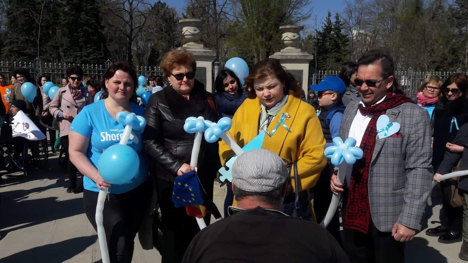 Ombudsmanul Copilului, Maia Bănărescu, a participat la mai multe activități prilejuite de Ziua Internațională de Conștientizare a Autismului