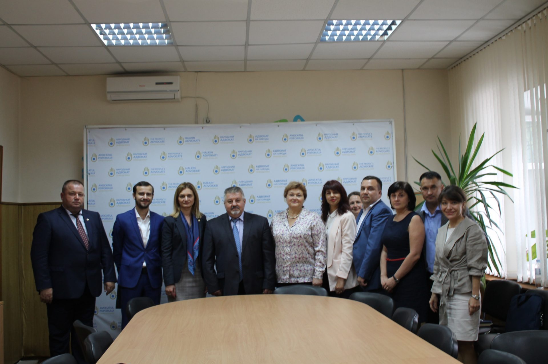 Întâlnire cu membrii Comisiei Drepturile omului şi relaţii interetnice  a Parlamentului Republicii Moldova