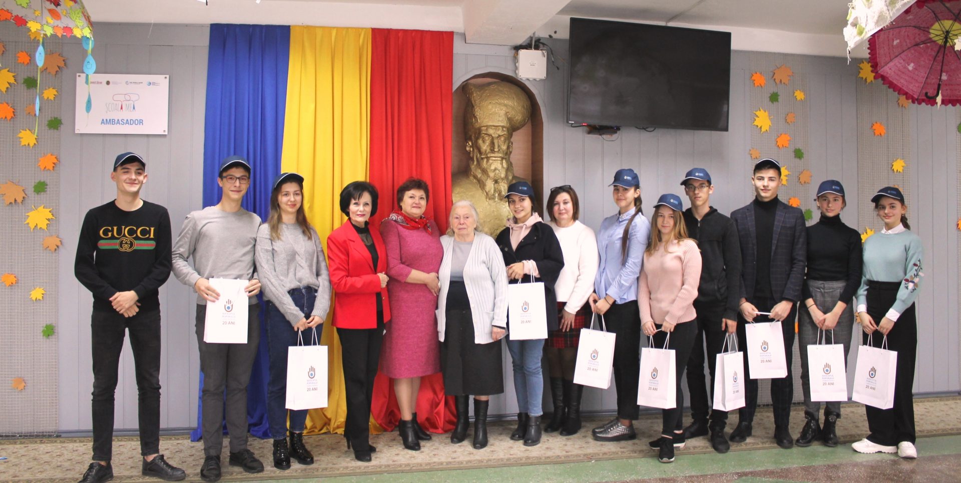 Ombudsmanul Copilului a apreciat activismul copiilor de la Liceul Teoretic “Mihai Viteazul” în susținerea Campaniei #MoldovaFaraStereotipuriSiPrejudecati #MoldovaFărăDiscursDeUră﻿