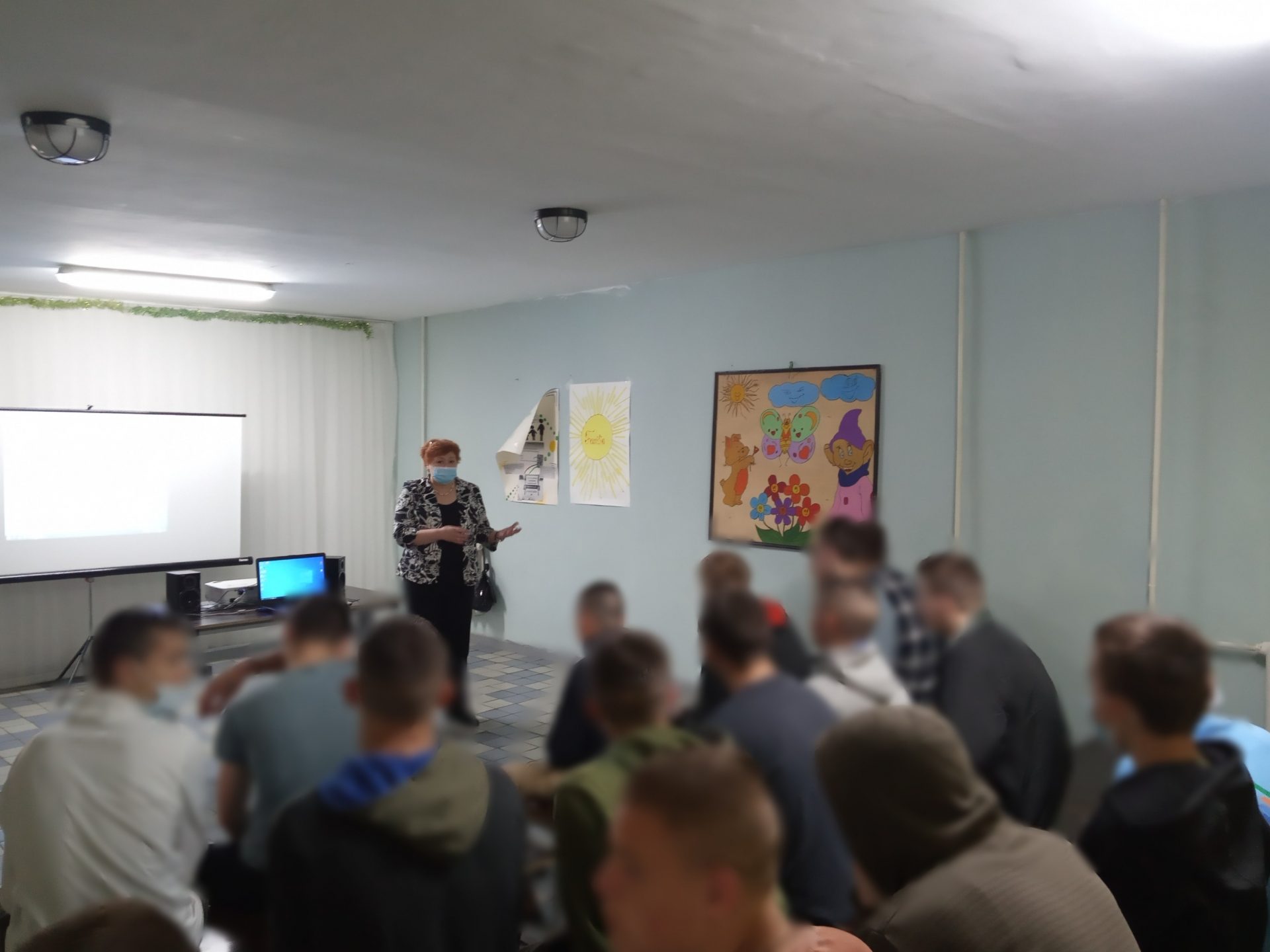child ombudsman: THE SITUATION REGARDING THE observance OF THE RIGHTS OF MINORS DETAINED IN PENITENTIARY NO. 10 GOIAN WAS WORSHIP DURING THE PANDEMIC CRISIS. TO THESE FINDINGS, THE PEOPLE’S ADVOCATE FOR CHILD’S RIGHTS, MAIA BĂNĂRESCU, ARRIVED AS A RESULT OF THE VISITS MADE ON MAY 17-18, CURRENTLY AT THE PENITENTIARY INSTITUTION.