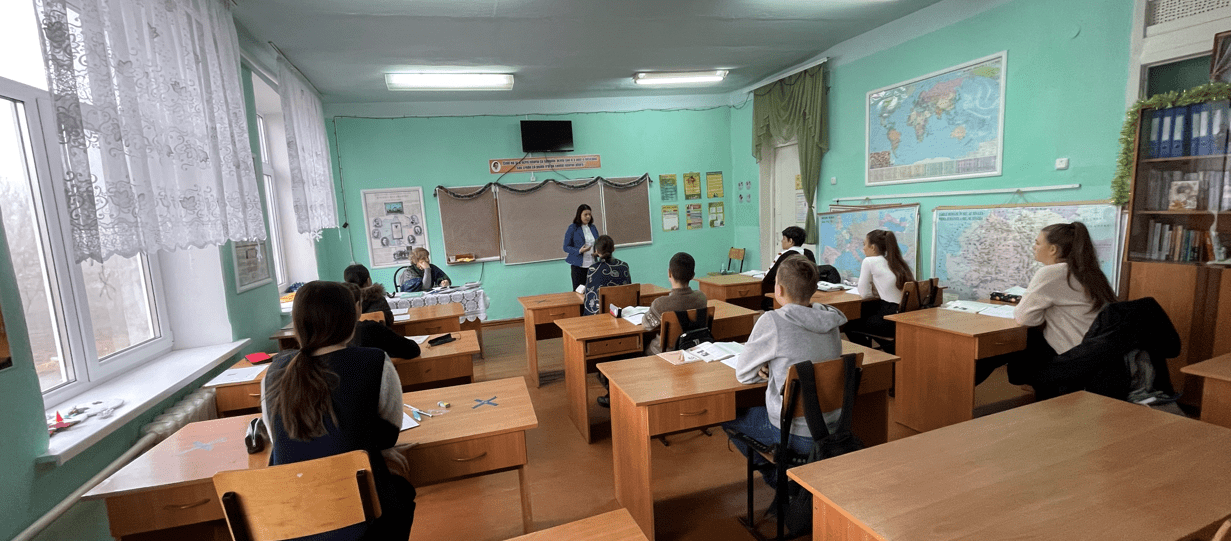 ACTIVITĂȚI DE INFORMARE ÎN MAI MULTE ȘCOLI DIN RAIONUL STRĂȘENI