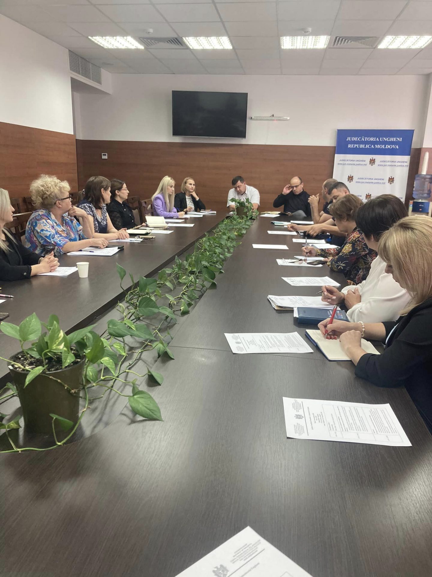 Oficiul Avocatului Poporului s-a întrunit într-o ședință cu membrii Consiliului Consultativ creat în cadrul Judecătoriei Ungheni